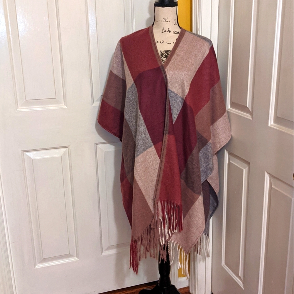 🦋BOGO Woolrich Blanket Poncho